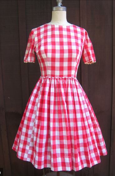 https://www.etsy.com/listing/99333976/vintage-red-checkered-picnic-tablecloth