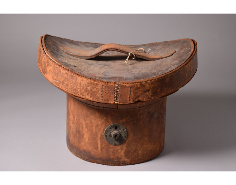 1880s leather top hat box